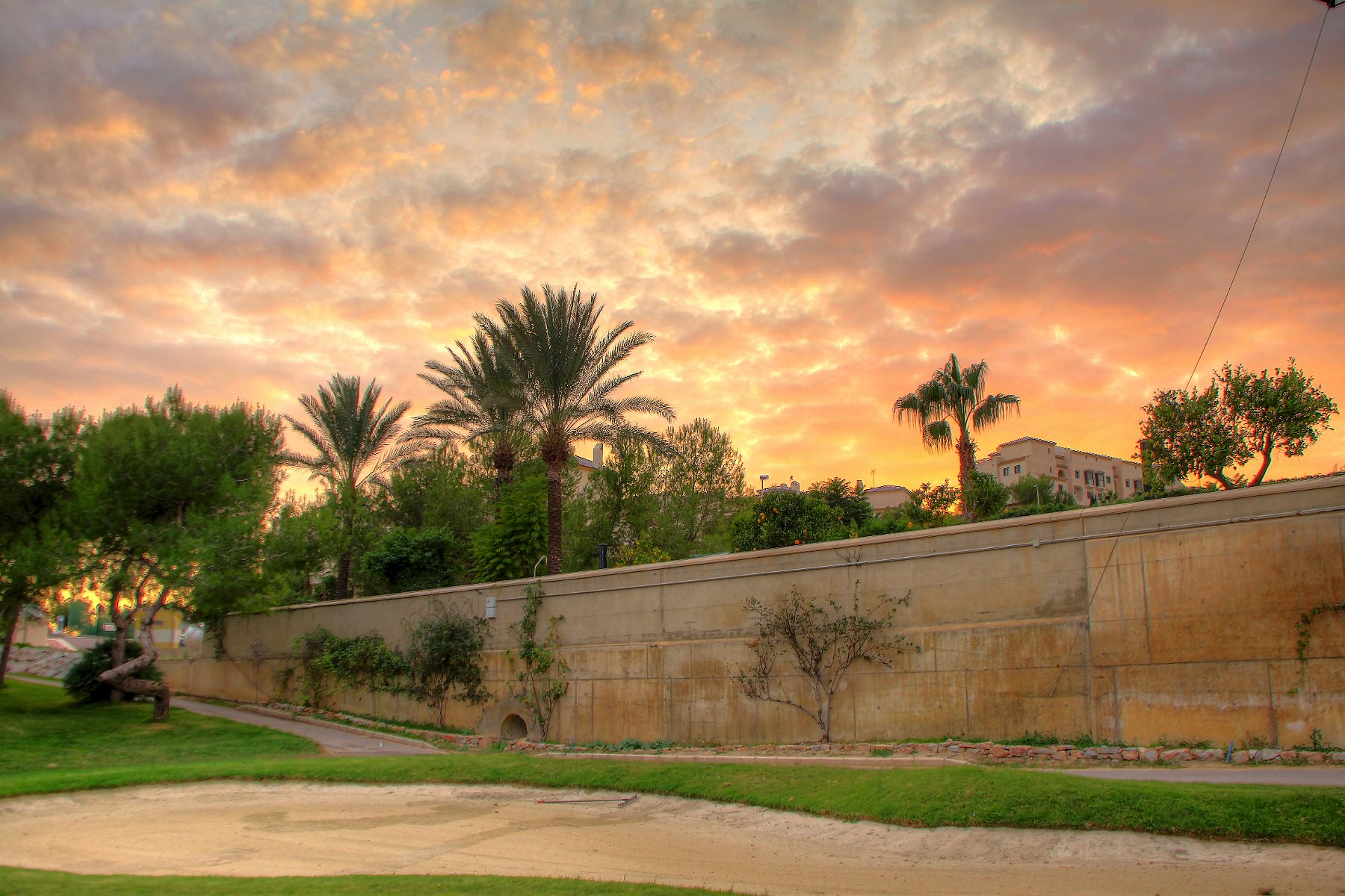 IMG_8555_3_4_tonemapped.jpg